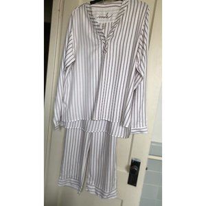 E D Long Sleeves/Long Legs Ticking Striped Sz L Men Pajamas Hi Lo Drawstring EUC